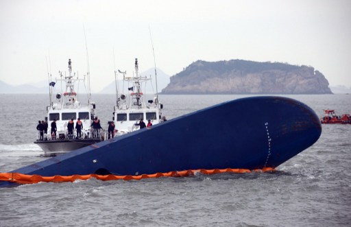 Capitán del transbordador surcoreano que naufragó defiende su decisión de postergar la evacuación