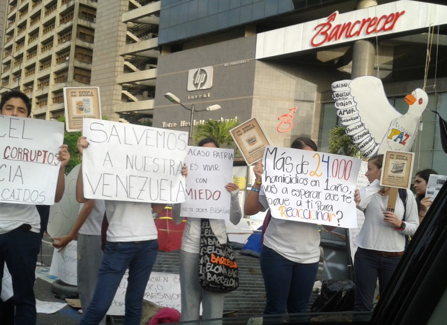 Campamento frente a la ONU amaneció con apoyo de más estudiantes #2A (Fotos)