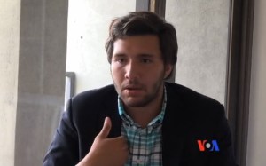 Alfredo Graffe entrevistado por la Voz de América en Nueva York (Video)