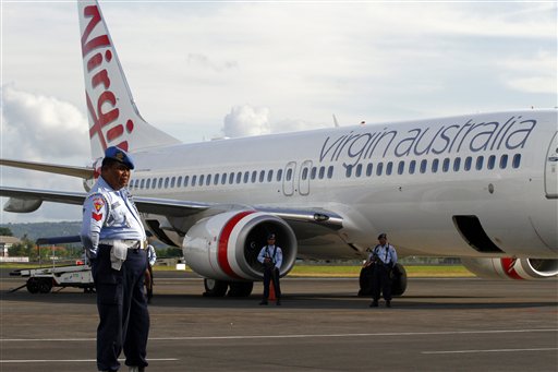 Pasajero ebrio causa alarma en avión a Bali