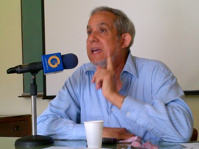 Leonardo Carvajal: Sería un error no participar en Consulta para la calidad educativa