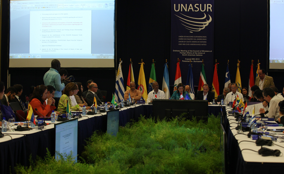 Suspenden cumbre de Unasur prevista la semana próxima en Montevideo