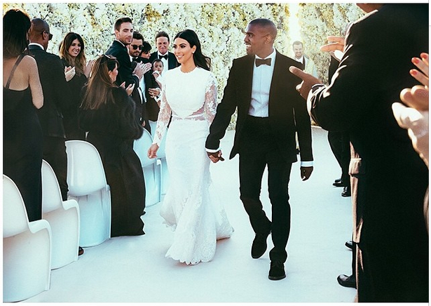 Kim Kardashian publica fotos de su boda con Kanye West