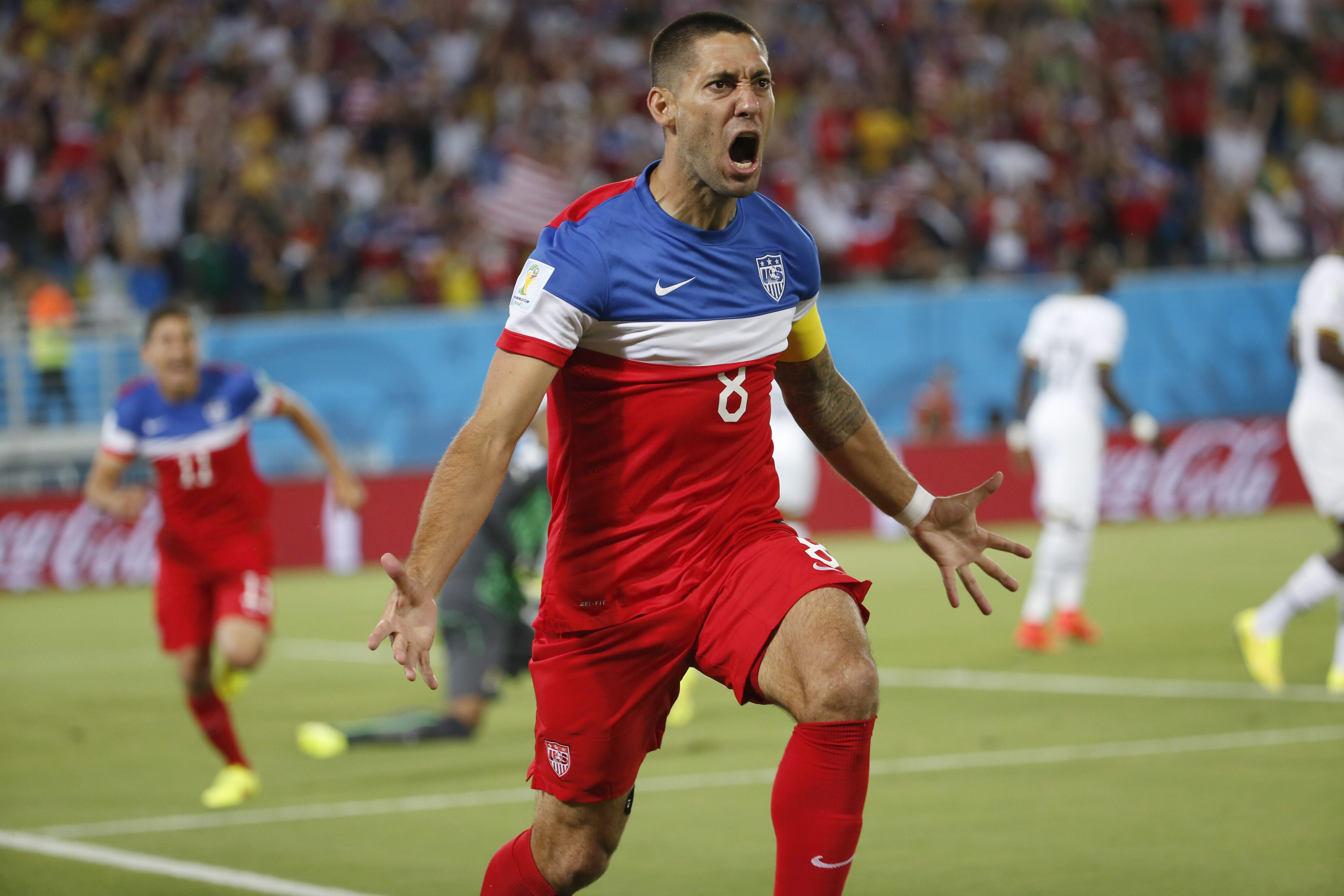 Dempsey anota el quinto gol más rápido en la historia de los Mundiales