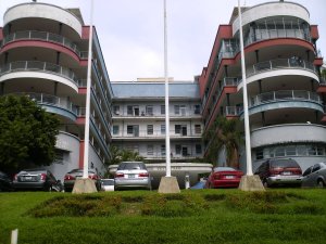 Trece pacientes del Hospital Universitario han muerto a la espera de cirugías