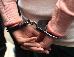Detienen una adolescente de 16 años por intentar ingresar droga a Polisancristóbal