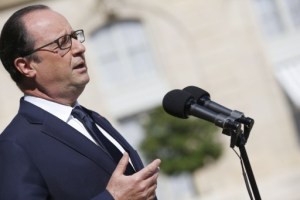 Hollande considera que el “gesto” de Obama a Cuba creará distensión