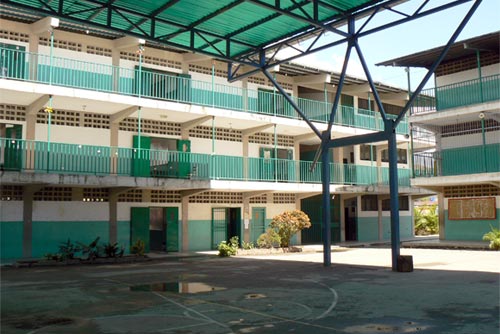 Suspendidas clases en colegios de Carabobo por el sismo #27Abr