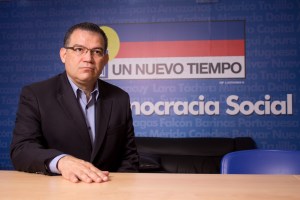 Enrique Márquez:  Sin Unidad es muy difícil superar el modelo del caos, la exclusión y la miseria