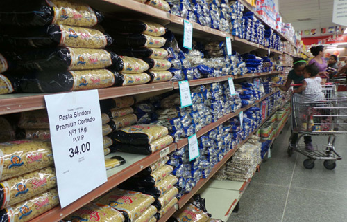 Supermercados no reciben pastas desde hace más de 15 días de Valencia
