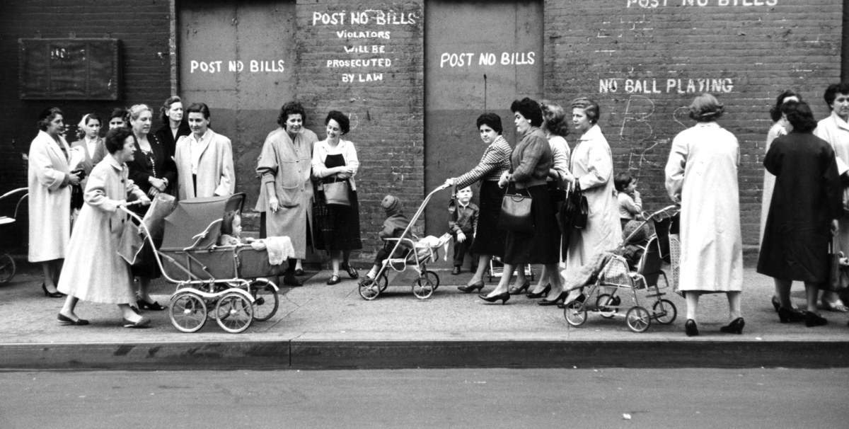 Maravillosas imágenes muestran qué tanto ha cambiado la maternidad en 50 años (Fotos)