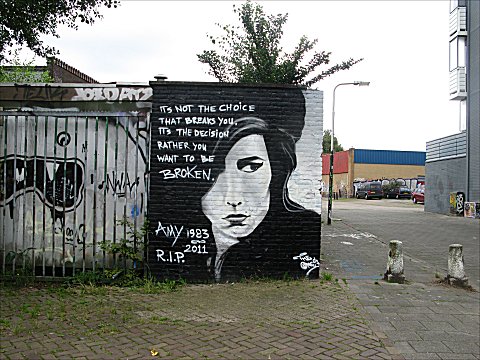 El recuerdo de Amy Winehouse sigue vivo en su barrio londinense