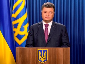 Presidente de Ucrania promulga ley que permite a extranjeros servir en el Ejército