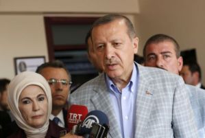 Erdogan gana en primera vuelta las presidenciales de Turquía