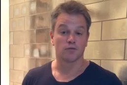 Así Matt Damon dejó en ridículo a una reportera (Video)