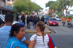 ¡Si! Hasta en el pueblo de Chávez se negaron a usar el cazahuellas (Foto)