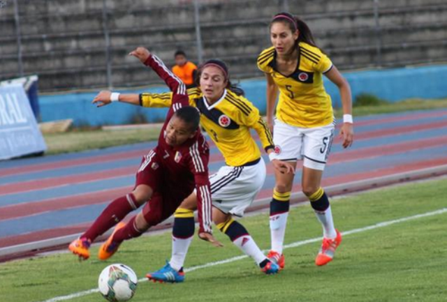 Colombia golea a Venezuela en la Copa América de fútbol femenino