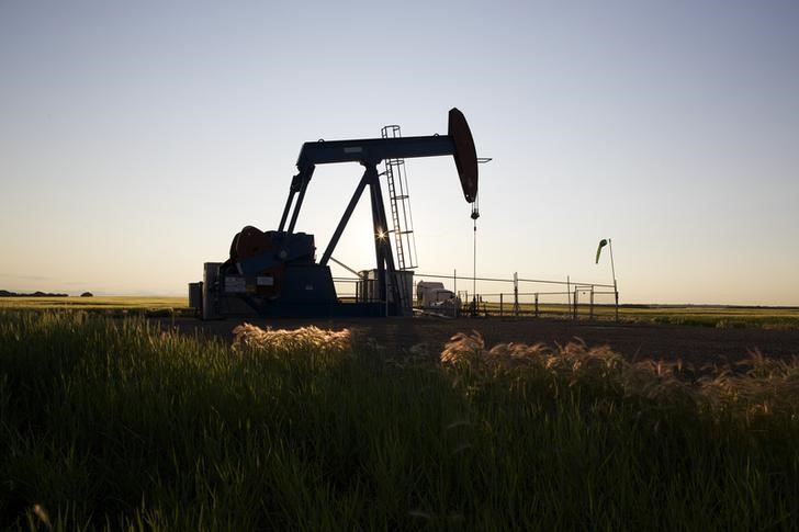 El petróleo cerró a 47,72 dólares en Nueva York, el nivel más alto en cinco meses