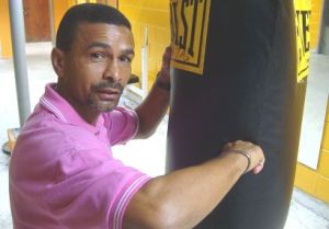 Entrevista con el doble campeón mundial de boxeo Jesús “Kiki” Rojas