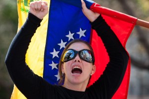 El venezolano de 2015 fue “victimario” del gobierno chavista, según estudio
