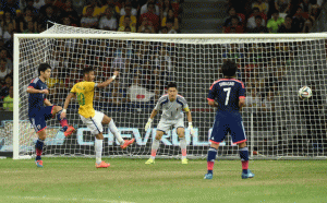 Cuatro tantos de Neymar en goleada de Brasil a Japón en Singapur