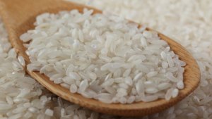 Aprende a cocinar arroz con 50% menos de calorías