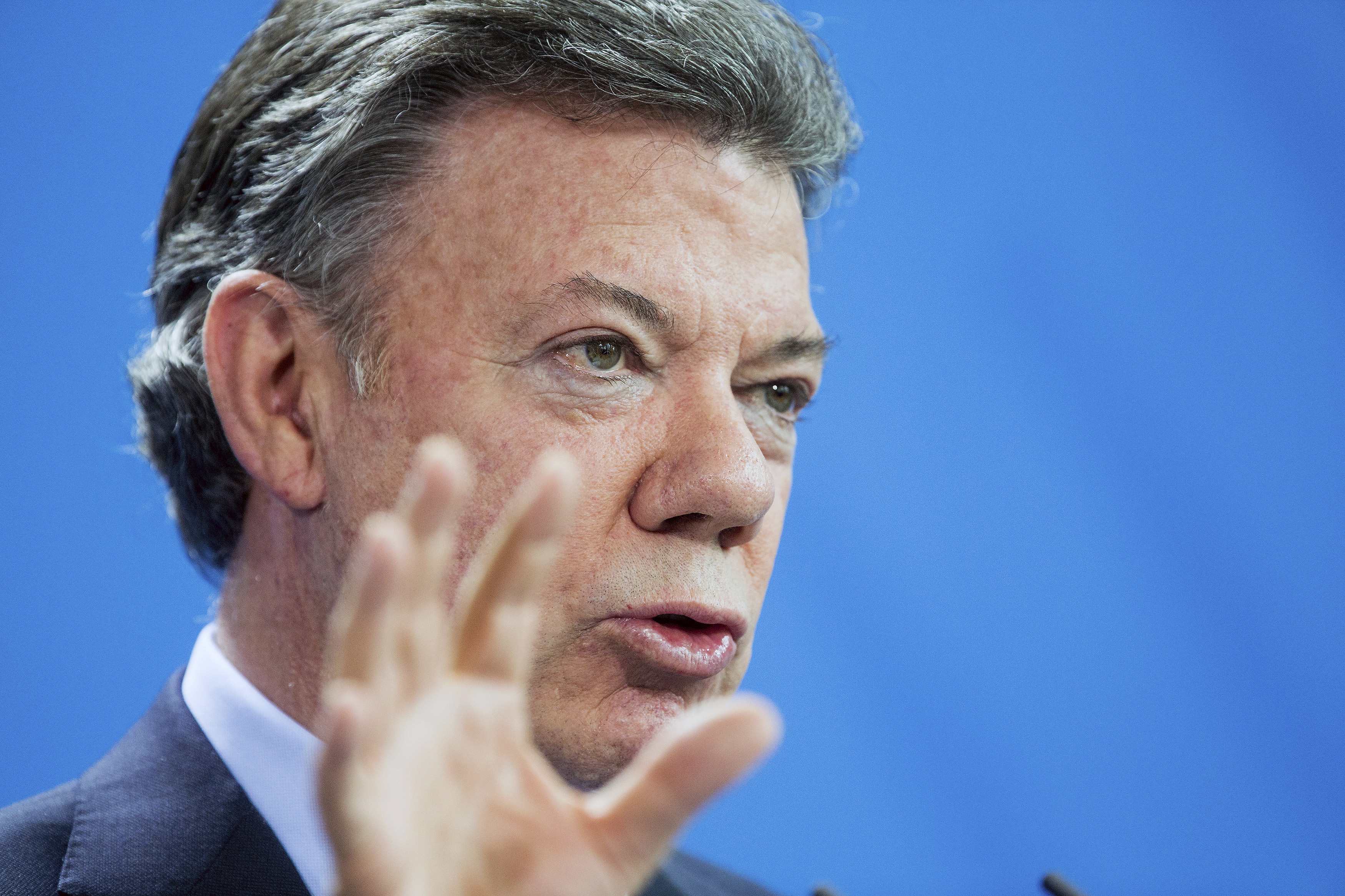 Santos: Para tener paz en Colombia hay que saber hacer guerra