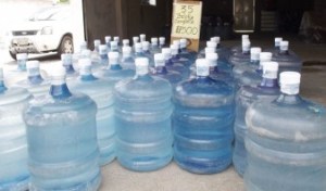 Precio del botellón de agua ha subido 280% este año