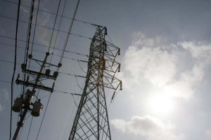 Gobierno reduce el presupuesto del Ministerio para la Energía Eléctrica para el año 2015