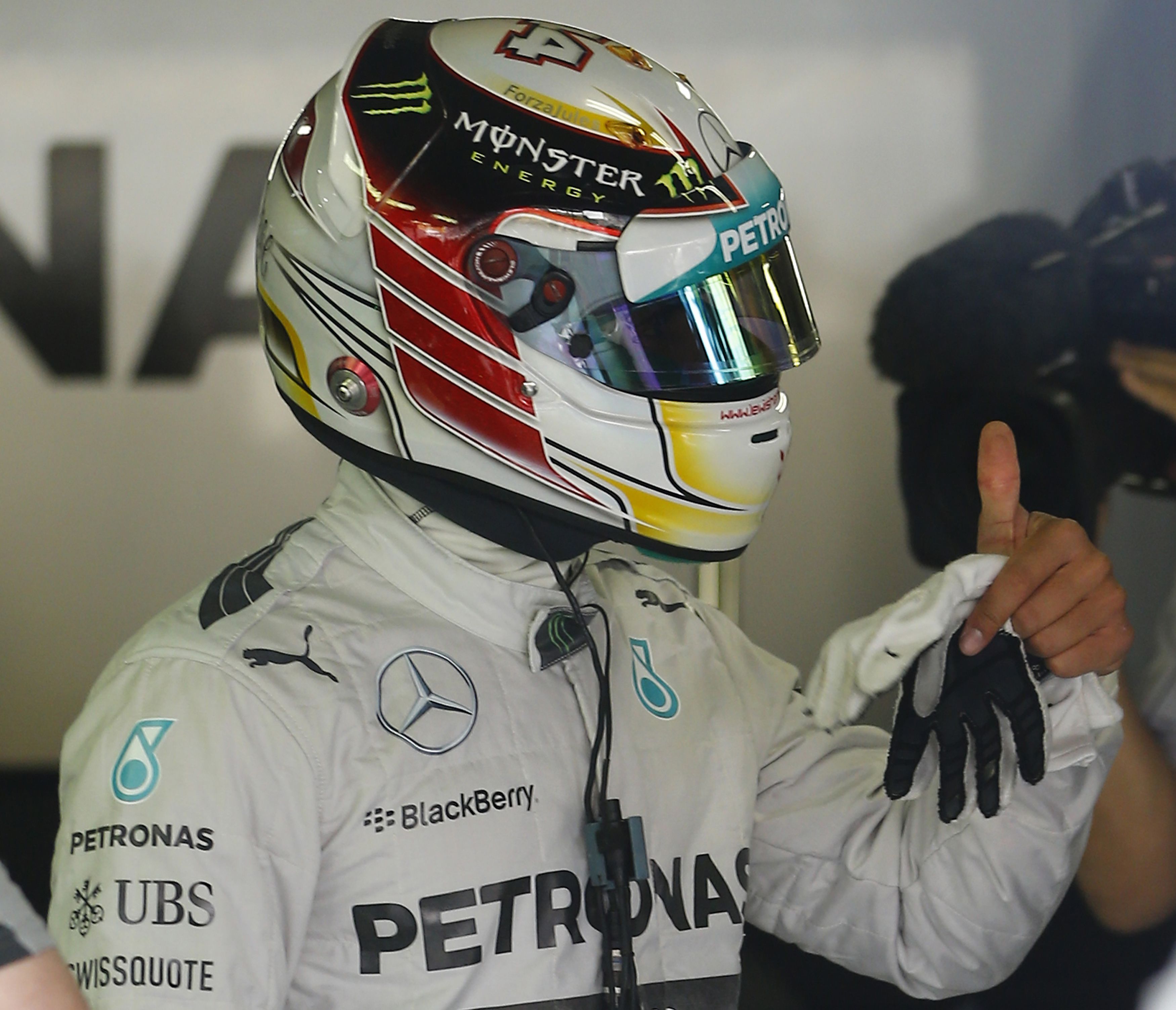 Hamilton y Alonso desean que Button siga en la Fórmula Uno