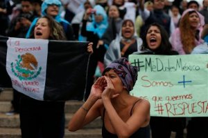 Miles de mexicanos protestan por los 43 estudiantes desaparecidos