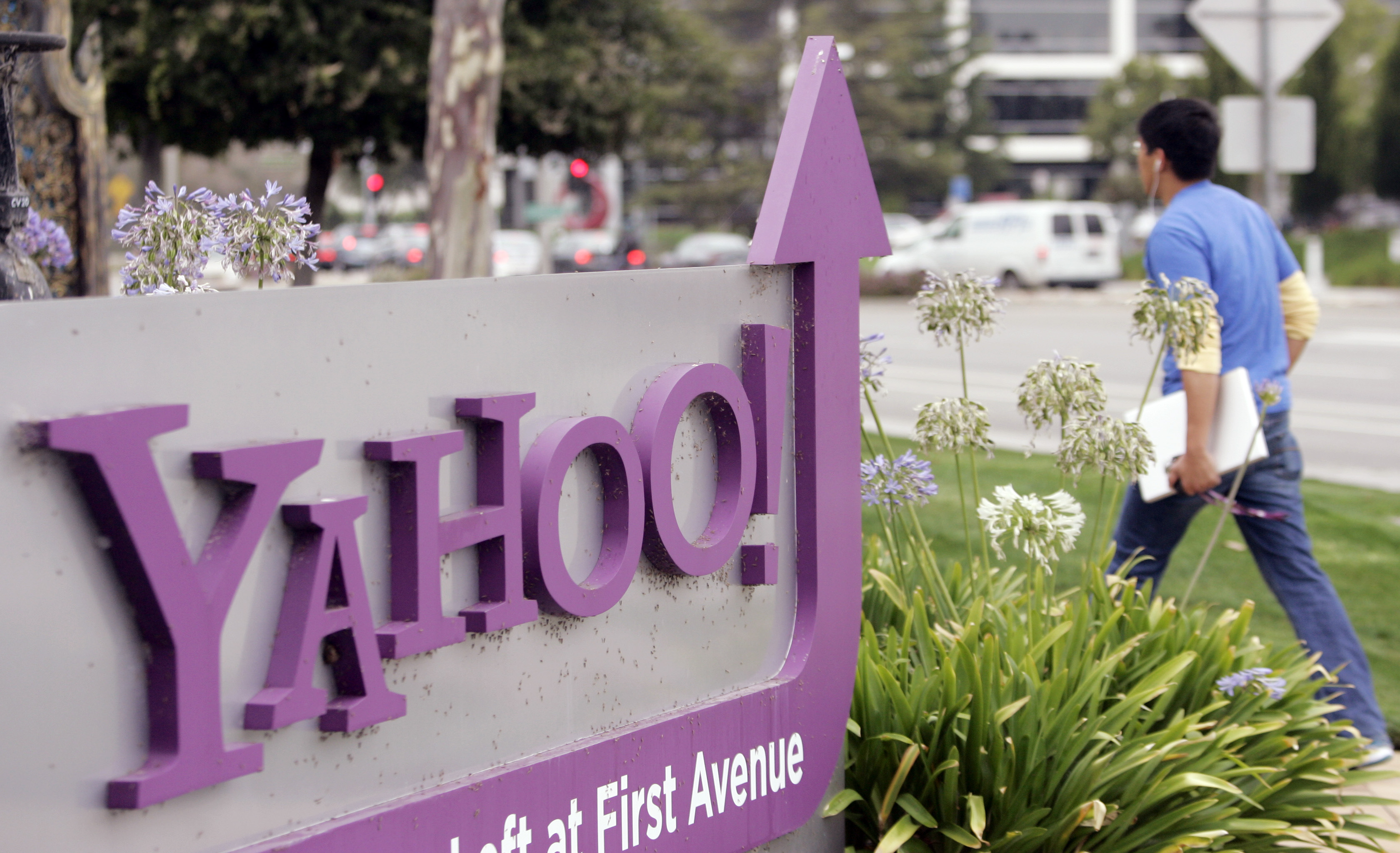 Yahoo otorgó al gobierno de EEUU acceso a cuentas de correo electrónico