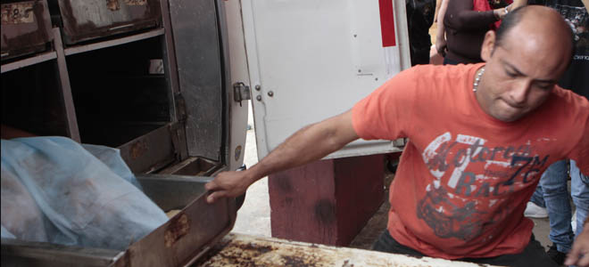 Crimen en la cola para comprar pollo