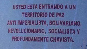 El ridículo cartel chavistoide en el Puerto El Guamache (FOTO)