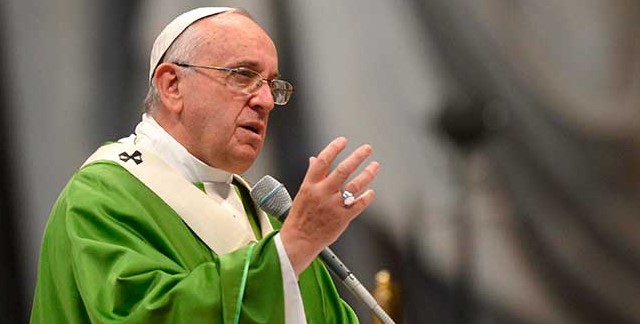 Papa Francisco pide a los obispos no ser tímidos a la hora de repudiar la corrupción