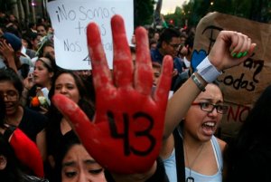 México reconstruirá DESDE CERO el caso de 43 estudiantes desaparecidos en Ayotzinapa