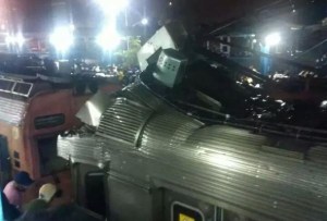Investigan causas de accidente de tren que dejó 140 heridos en Río de Janeiro