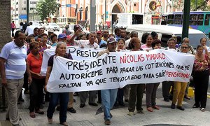 Pensiones propuestas por Maduro no cubren demanda en Carabobo