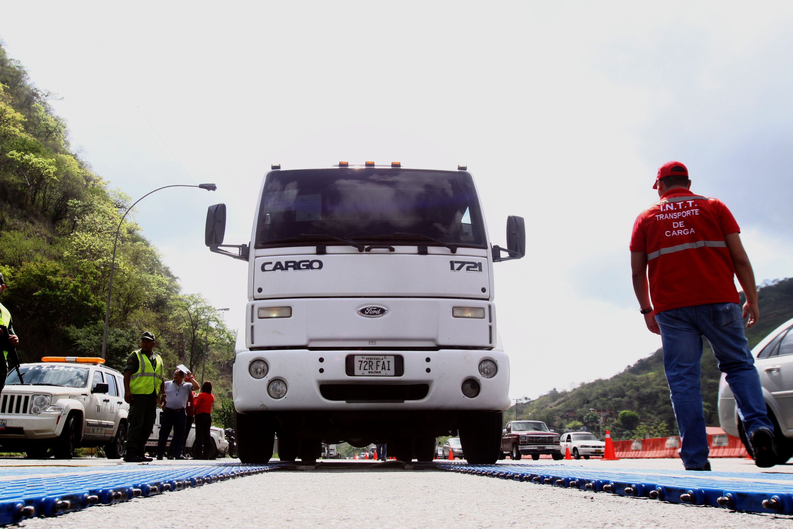 Fabricantes de repuestos para transporte deberán inscribirse en el Siverist