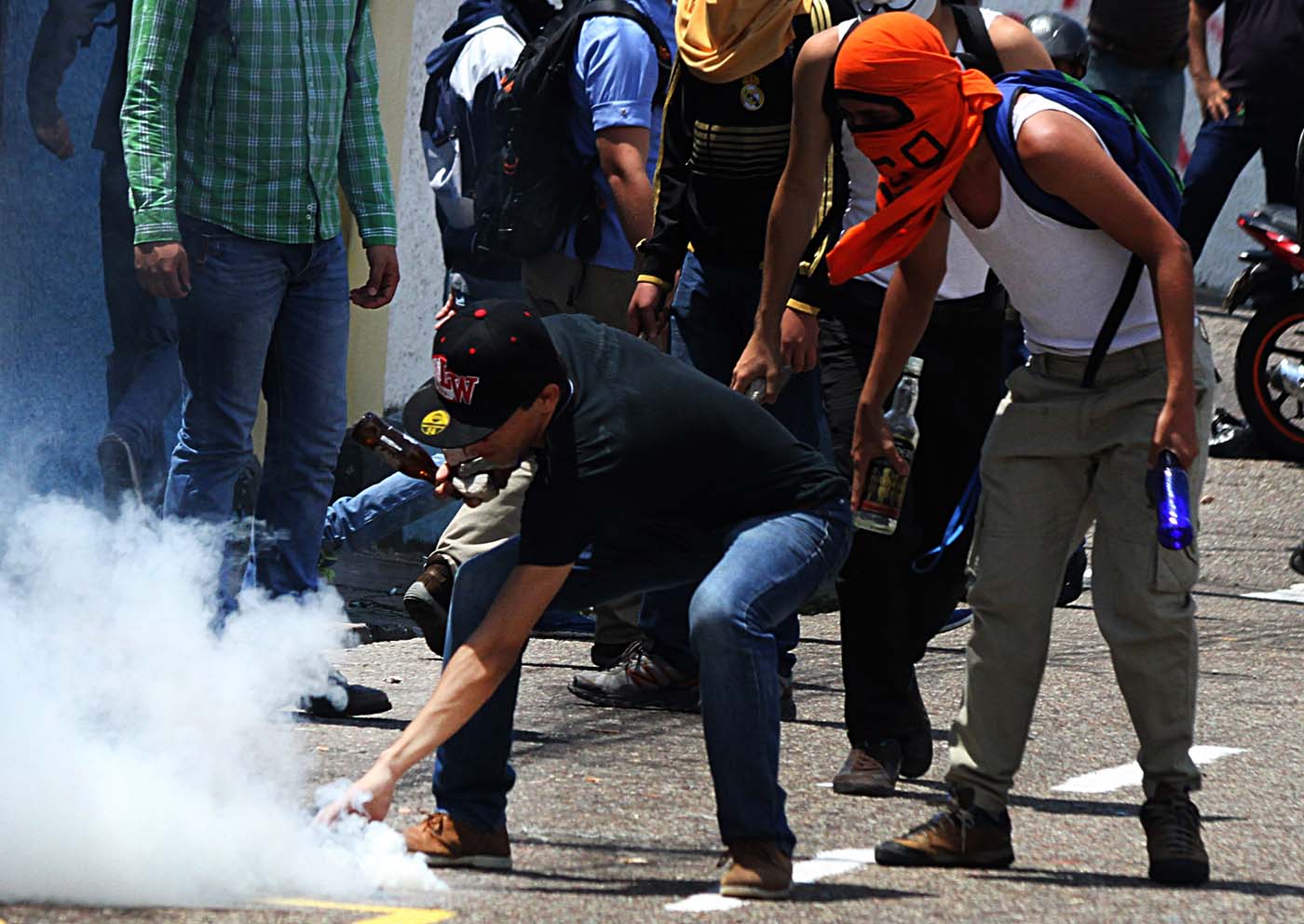 Varias zonas de San Cristóbal sin transporte tras protestas por asesinato de estudiante