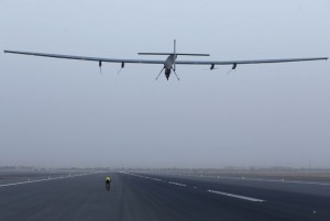 Avión Solar Impulse 2 continúa su gira alrededor del mundo
