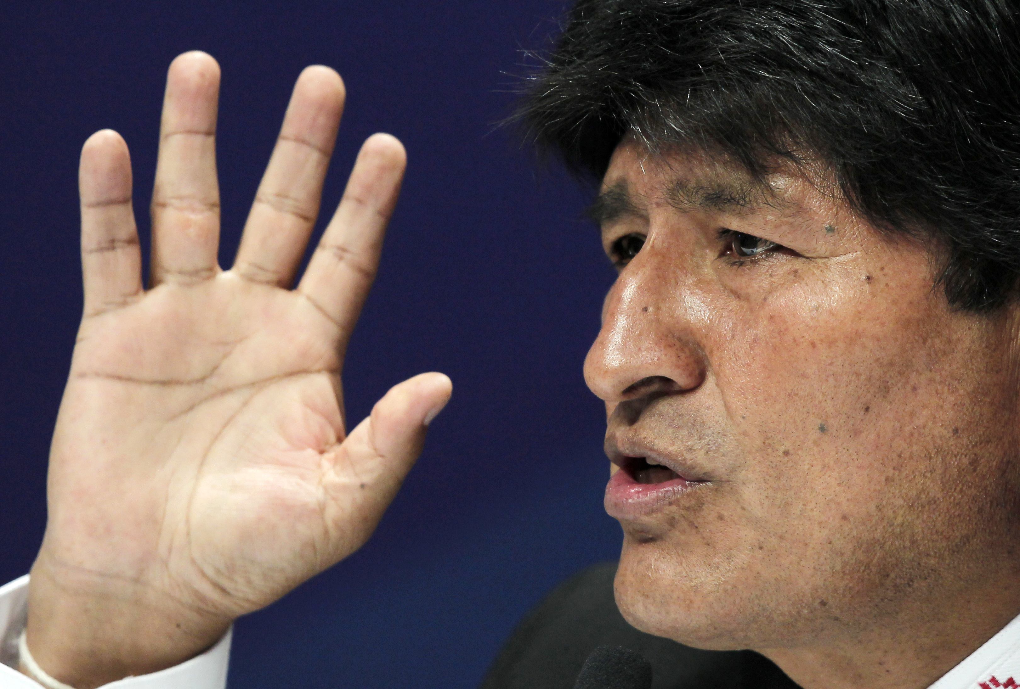Evo Morales: Potencias manipulan precios para evitar competencia 
