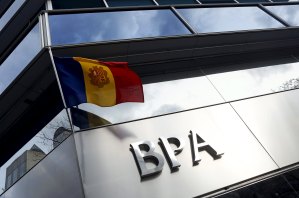 Ex primer ministro francés actuó para desbloquear fondos de venezolanos en Andorra