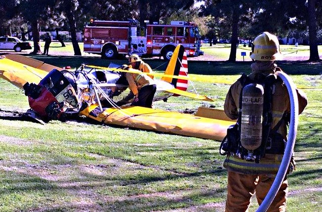 FOTOS: Así quedó la avioneta de Harrison Ford tras estrellarse