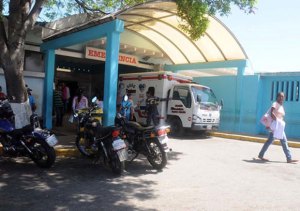 Hospitales en Puerto Cabello: Sin insumos ni especialistas