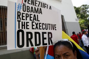 Venezolanos en el exterior son “invitados” por embajadas a firmar contra Obama