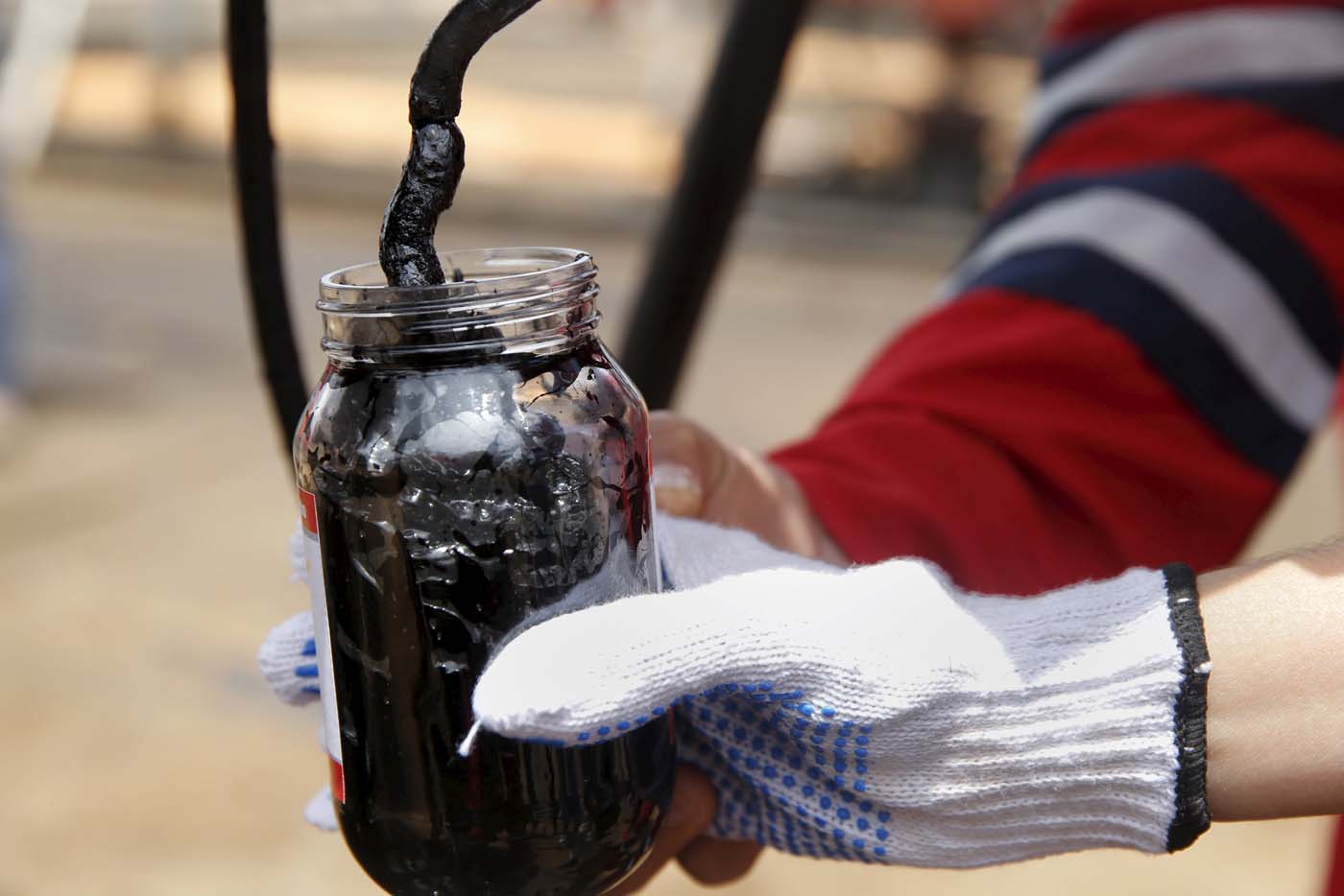 Petróleo venezolano cerró en 52,61 dólares