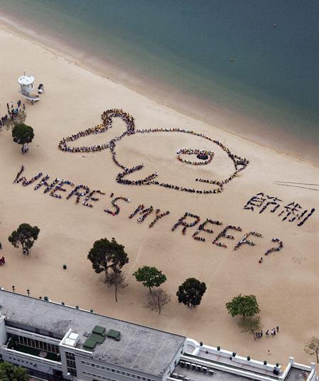 Impresionante mensaje en Hong Kong (Fotos)