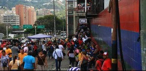 Más de 80 mil personas han retornado a Caracas por el terminal La Bandera