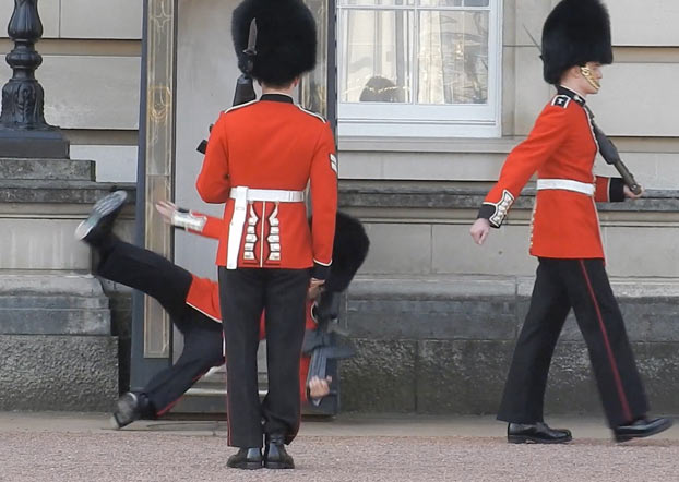 Queda reforzada seguridad en palacio de Buckingham tras atentado en Berlín